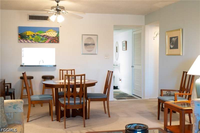 2 bedroom Condominium at 5959 Winkler Rd 307, Bermuda Club Condo, Fort Myers — photo 5