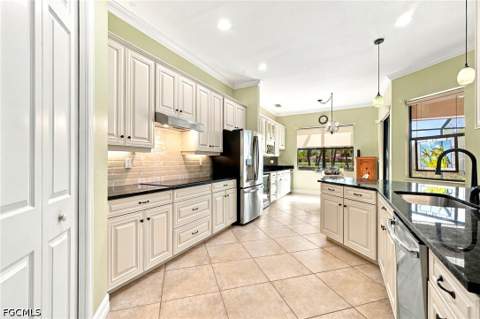 10983 Longwing Dr, Fort Myers FL - photo 16 of 41