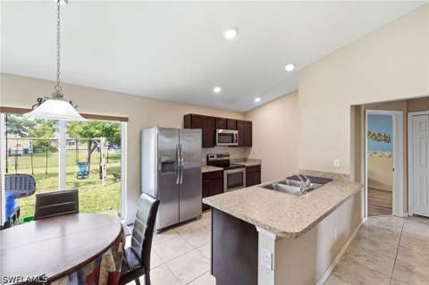 2828 NW 22nd Pl, Cape Coral FL - photo 8 of 21