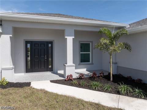 1027 NW 19th St, Cape Coral FL - photo 12 of 42