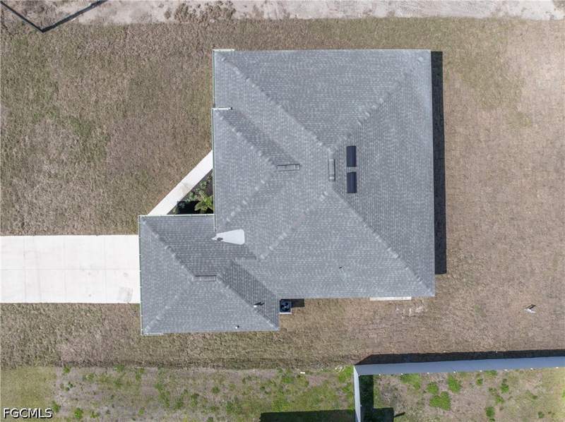 4 bedroom SingleFamilyResidence at 1027 NW 19th St, Cape Coral, Cape Coral — photo 5