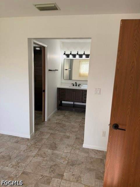 19 Hamilton Ave, Lehigh Acres FL - photo 11 of 18