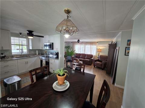 9 Navajo Trl, Naples FL - photo 12 of 35