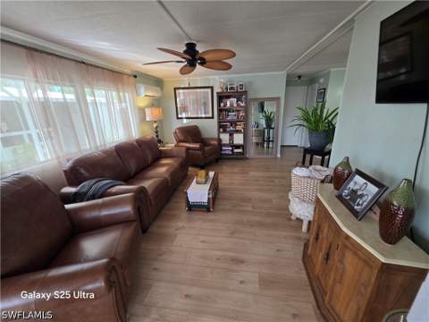 9 Navajo Trl, Naples FL - photo 8 of 35
