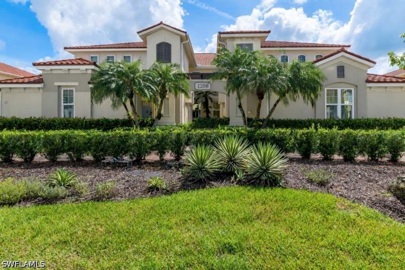 3 bedroom Condominium at 1286 Rialto Way 9-202, Rialto, Naples — photo 2