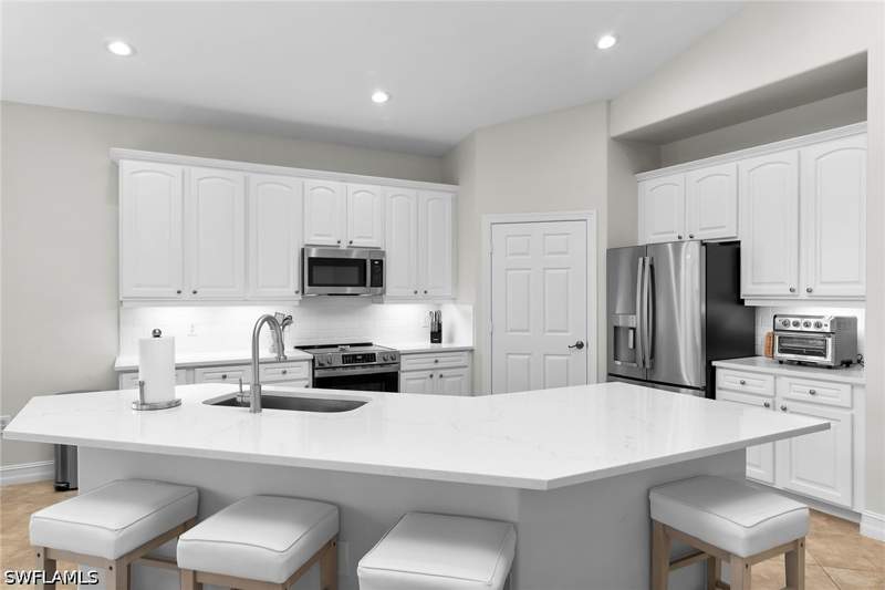 3 bedroom Condominium at 1286 Rialto Way 9-202, Rialto, Naples — photo 5