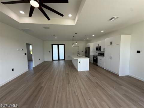2057 S Montana Cir, Labelle FL - photo 11 of 32