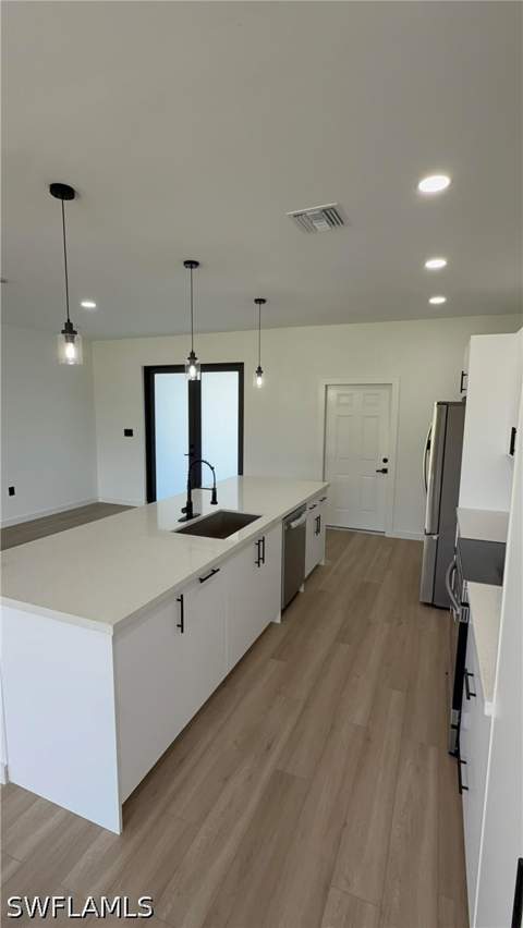 2057 S Montana Cir, Labelle FL - photo 9 of 32
