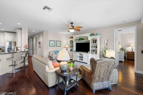 5075 Yacht Harbor Dr 103, Naples FL - photo 6 of 49