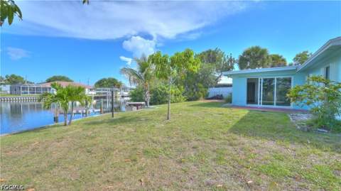 12055 Matlacha Blvd, Matlacha Isles FL - photo 8 of 43