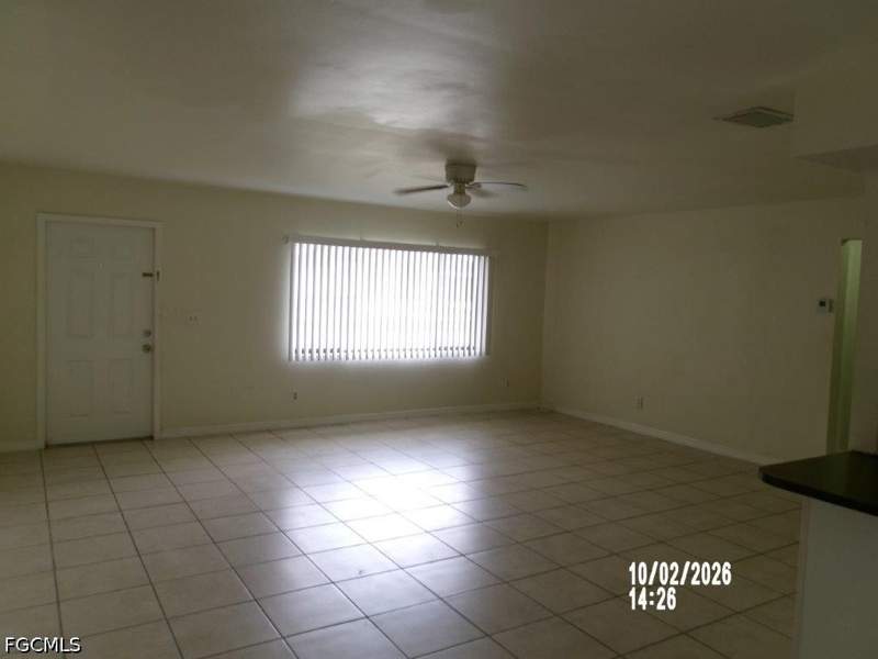 3 bedroom SingleFamilyResidence at 402 Tropicana Pky W, Cape Coral, Cape Coral — photo 3