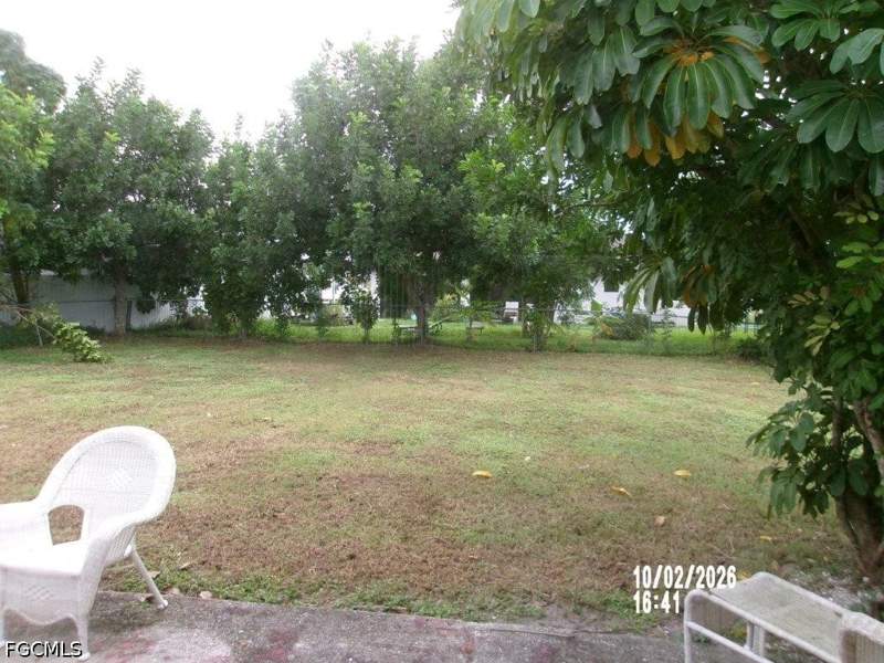 3 bedroom SingleFamilyResidence at 402 Tropicana Pky W, Cape Coral, Cape Coral — photo 5
