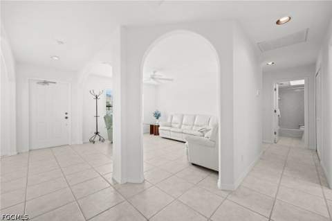 4230 SE 20th Pl 307, Cape Coral FL - photo 10 of 50