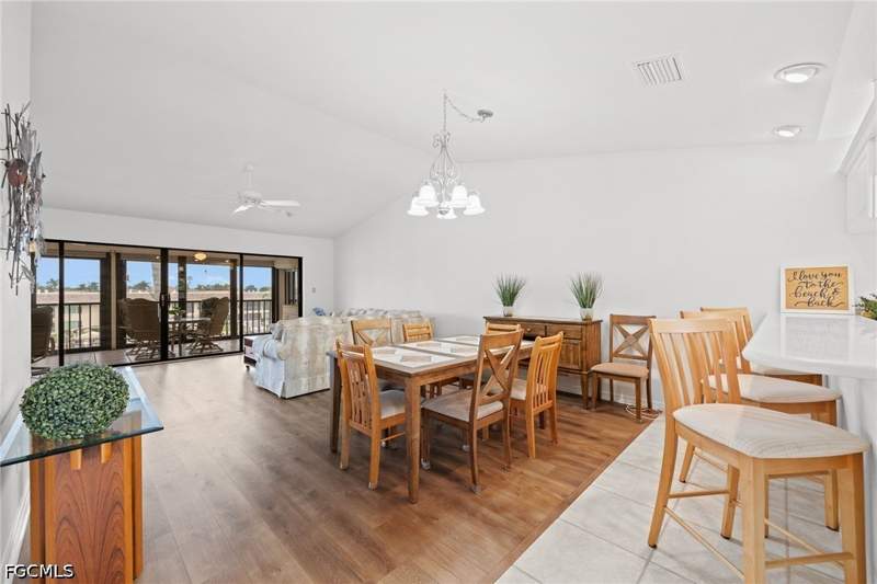 3 bedroom Condominium at 4230 SE 20th Pl 307, River Park Place Condo, Cape Coral — photo 3