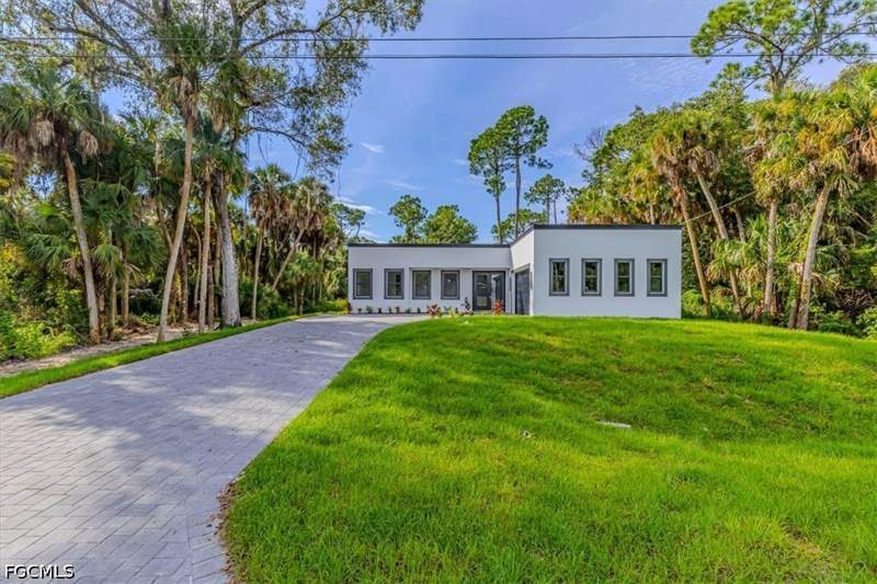 3 bedroom SingleFamilyResidence at 3721 Tareco St, Lehigh Acres, Fort Myers — photo 5