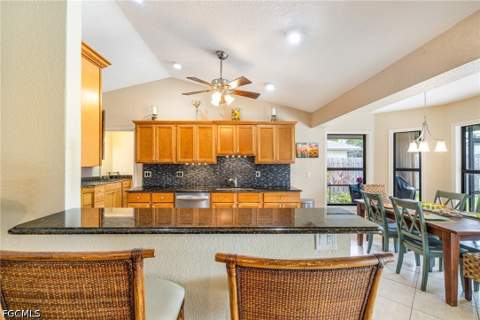 2240 SE 27th Ter, Cape Coral FL - photo 22 of 65