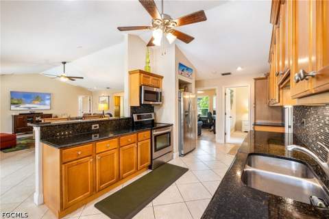 2240 SE 27th Ter, Cape Coral FL - photo 24 of 65