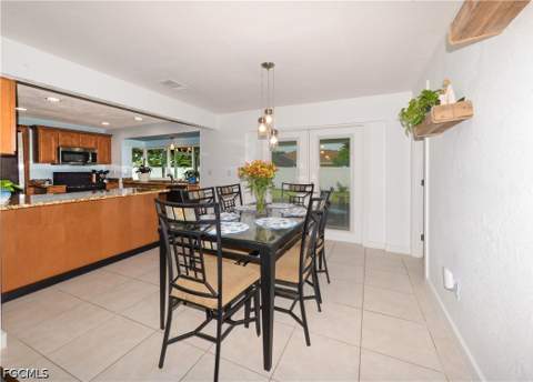 3820 SE 10th Pl, Cape Coral FL - photo 8 of 42
