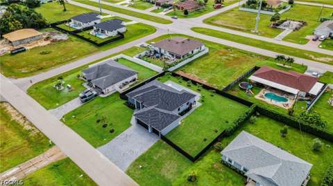 338 NE 24th Ter, Cape Coral FL - photo 8 of 54