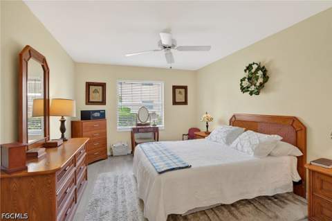 5735 Foxlake Dr 2, North Fort Myers FL - photo 20 of 40