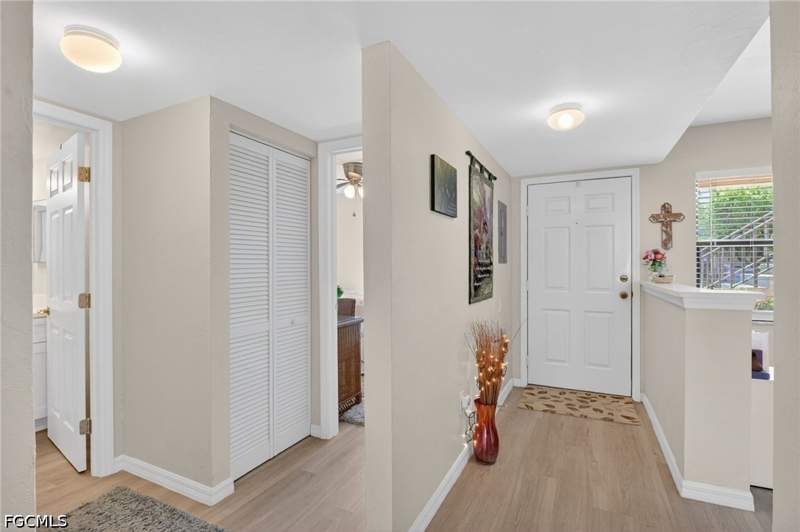 2 bedroom Condominium at 5735 Foxlake Dr 2, Foxmoor Village Condo, North Fort Myers — photo 3