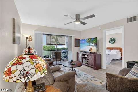 5735 Foxlake Dr 2, North Fort Myers FL - photo 8 of 40