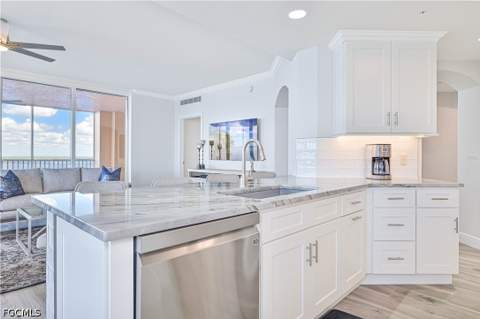 2104 W 1st St 1701, Fort Myers FL - photo 6 of 47