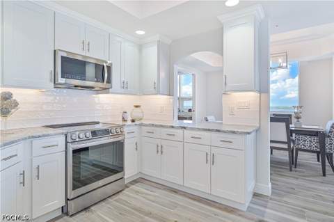 2104 W 1st St 1701, Fort Myers FL - photo 7 of 47