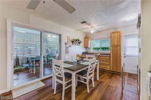 17 Victoria Dr, North Fort Myers FL - photo 10 of 38