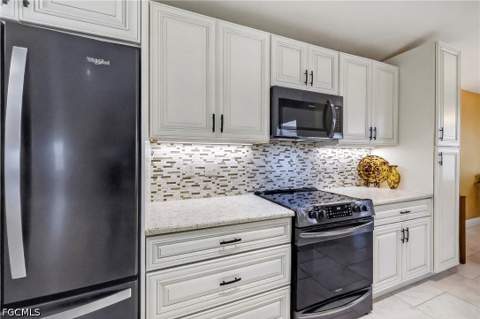 14066 Castle Hill Way, Fort Myers FL - photo 13 of 53