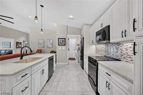 14066 Castle Hill Way, Fort Myers FL - photo 16 of 53