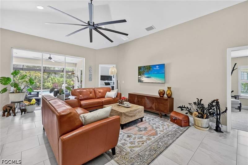 2 bedroom SingleFamilyResidence at 14066 Castle Hill Way, Heritage Cove II, Fort Myers — photo 4