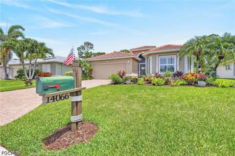 14066 Castle Hill Way, Fort Myers FL - photo 6 of 53