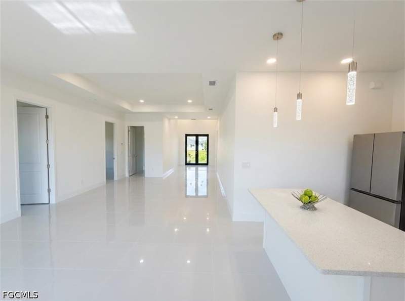 4 bedroom SingleFamilyResidence at 2726 NW 41st Pl, Cape Coral, Cape Coral — photo 4