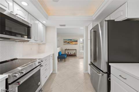 2880 Gulf Shore Blvd N 410, Naples FL - photo 16 of 48