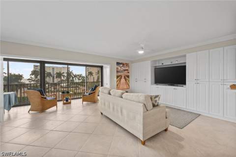 2880 Gulf Shore Blvd N 410, Naples FL - photo 17 of 48