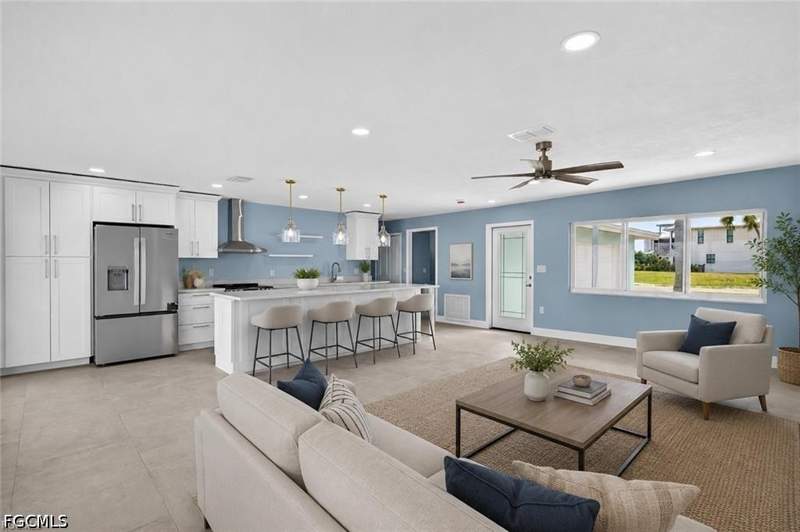 3 bedroom SingleFamilyResidence at 3 Bayview Blvd, Fairview Isles, Fort Myers Beach — photo 2