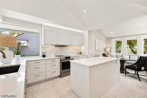 643 Bridgeway Ln, Naples FL - photo 17 of 50