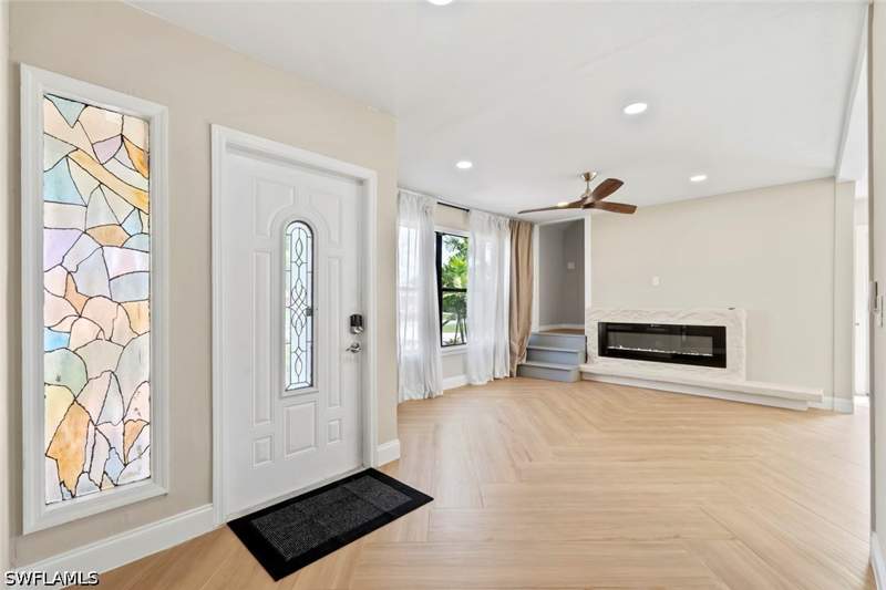 3 bedroom SingleFamilyResidence at 5500 29th Pl SW, Golden Gate City, Naples — photo 4