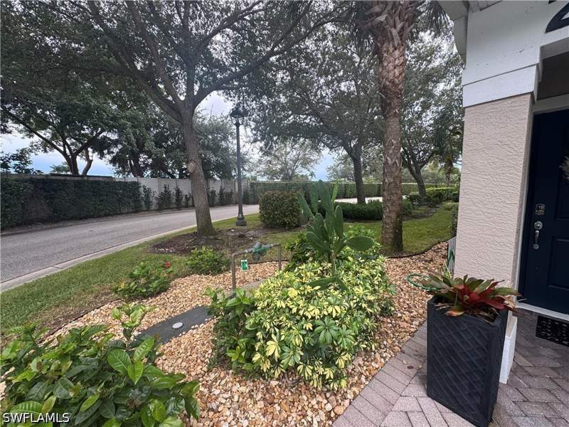 2 bedroom Townhouse at 2660 Somerville Loop 1008, Somerville, Cape Coral — photo 3
