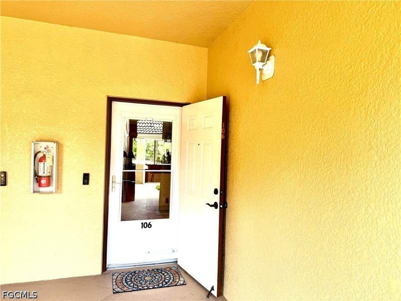 2 bedroom Condominium at 1101 Winding Pines Cir 106, Casa Di Fiori, Cape Coral — photo 2