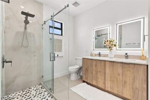 344 NE 10th Ter, Cape Coral FL - photo 12 of 35