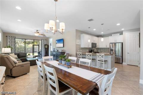 7602 Jacaranda Ln, Naples FL - photo 7 of 39