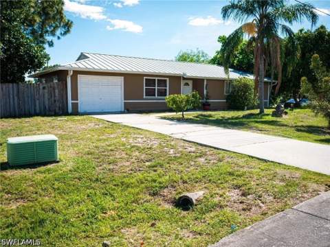 9140 San Carlos Blvd, Fort Myers FL - photo 6 of 33