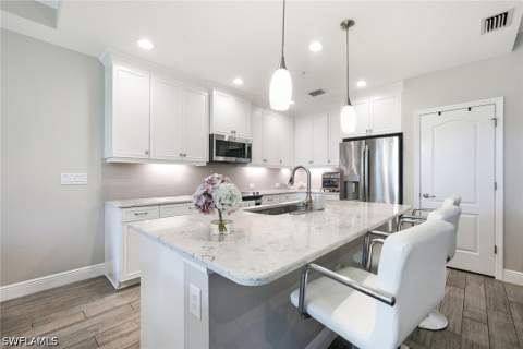 2318 Sawyers Hill Rd 103, Naples FL - photo 10 of 34
