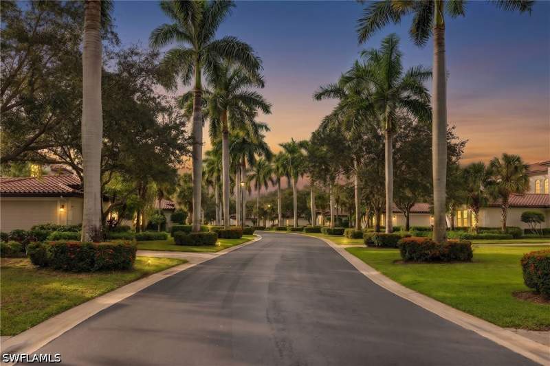3 bedroom Condominium at 28560 Calabria Ct 201, Calabria, Naples — photo 3
