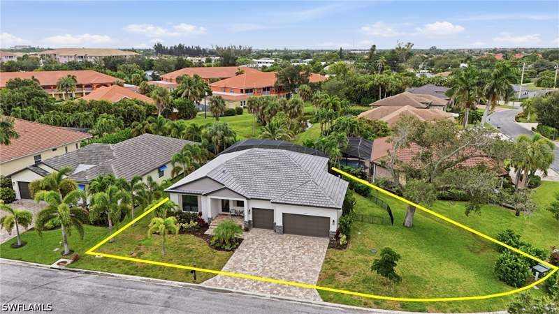 3 bedroom SingleFamilyResidence at 15900 Chance Way, Kelly McGregor, Fort Myers — photo 4