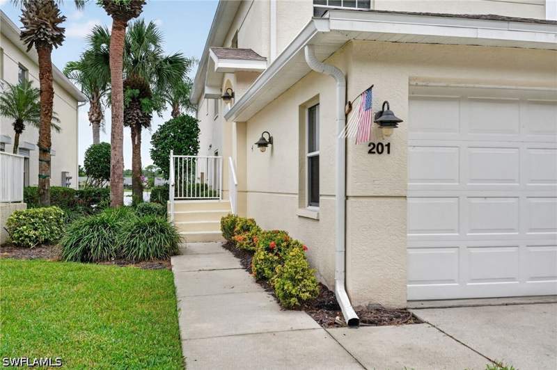 3 bedroom Condominium at 3450 W Crown Pointe Blvd 201, Crown Pointe Shores, Naples — photo 4