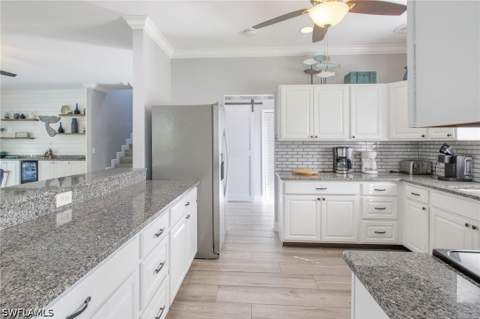 28140 Meadowlark Ln, Bonita Springs FL - photo 10 of 37