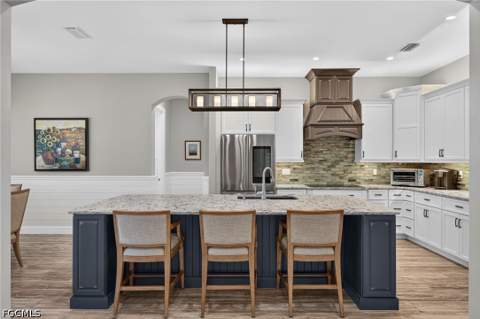 9066 Mockingbird Dr, Sanibel FL - photo 11 of 50